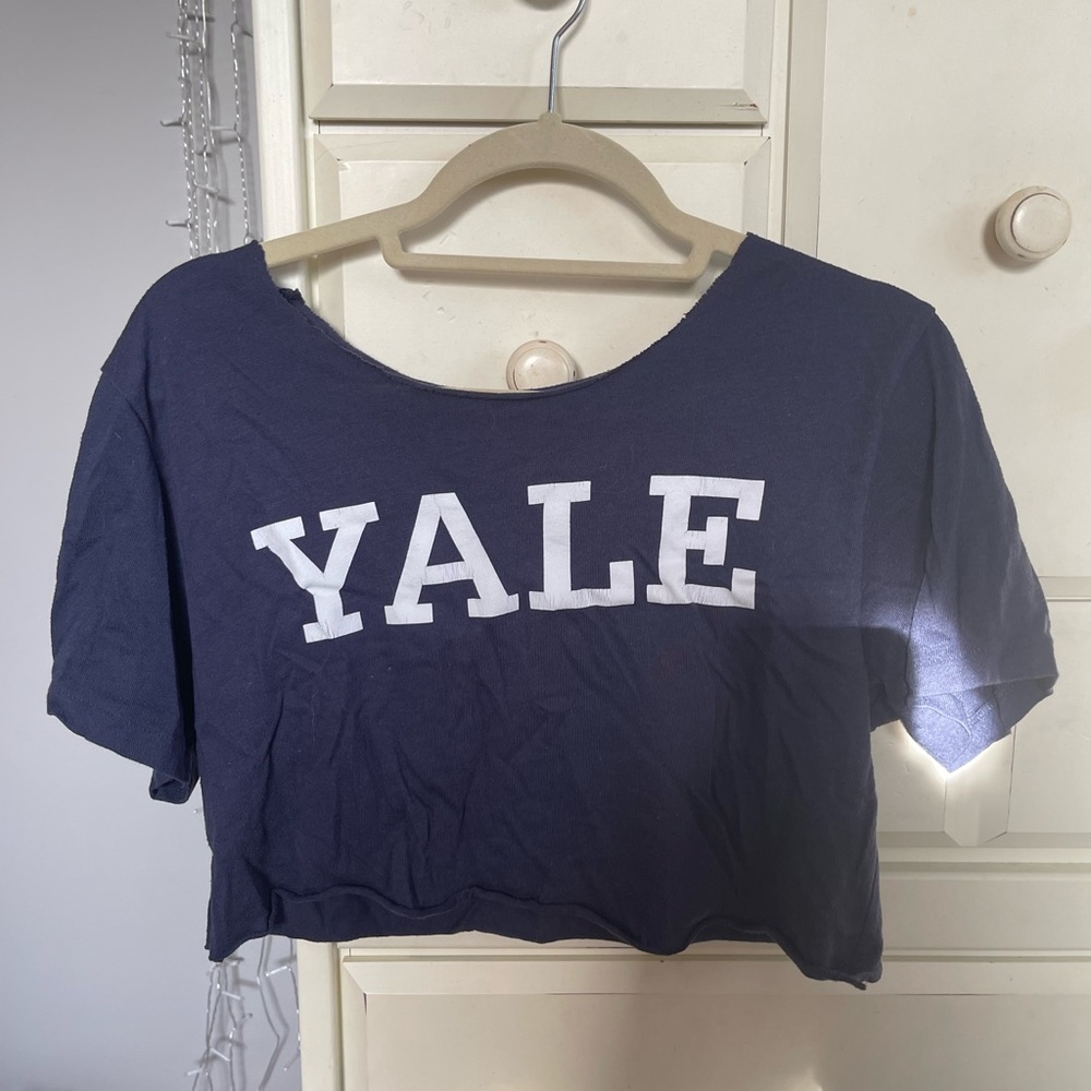 yale dropped t-shirt